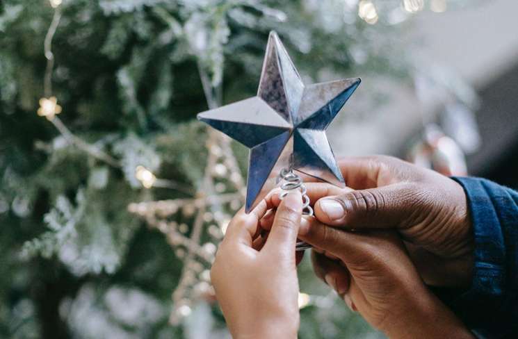 How Decorating a Christmas Tree Can Improve Your Mental Health and Body Image